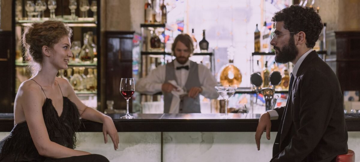 My First Date Turned Into A Bizarre Nightmare: A Confession
