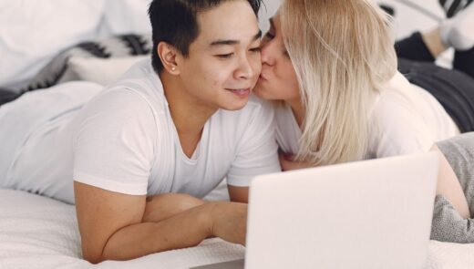 My Secret Online Love: A Confession from a Married Stay-at-Home Mom